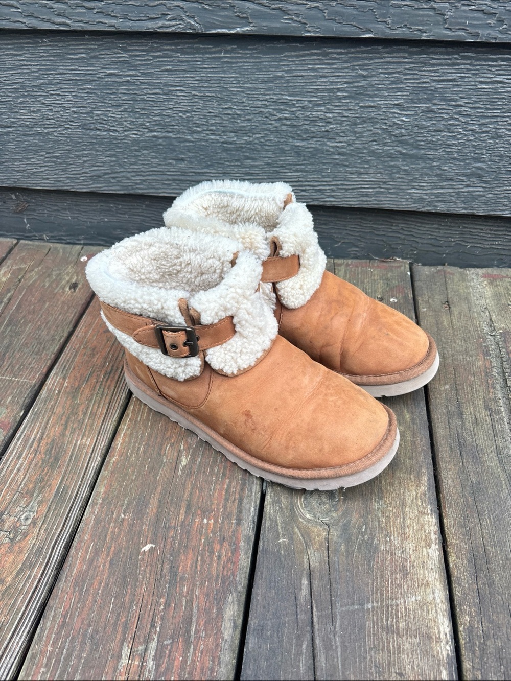 UGG Jocelin Women's Sheepskin Cuff Short Boots US 7 W/ Buckles! 1003919